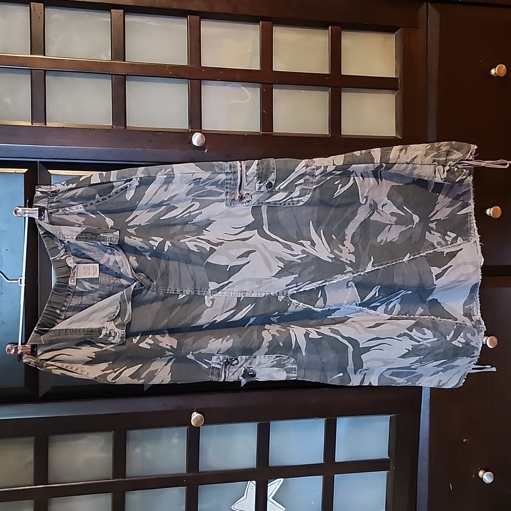 Small xcvi skirt